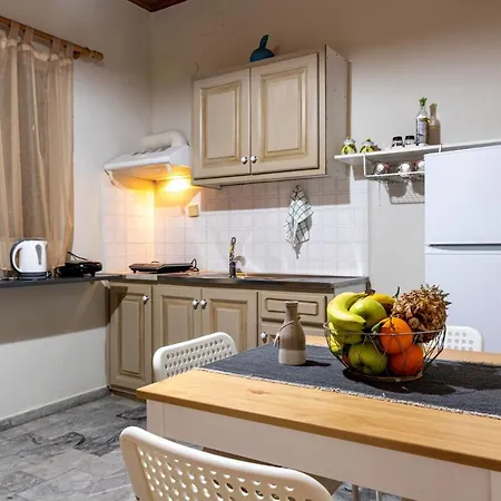 Apartment Secret Summer Havens - Perfectly Secluded Getaways *