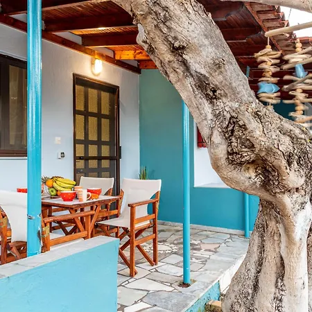 Sunny Summer Retreat - Perfect Location & Bbq Vasilítsion