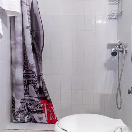 Sunny Summer Retreat - Perfect Location & Bbq Apartment Vasilítsion